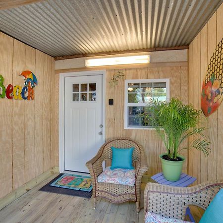 Ocean Isle Beach Studio With Patio - 1 Mi To Pier! Luaran gambar