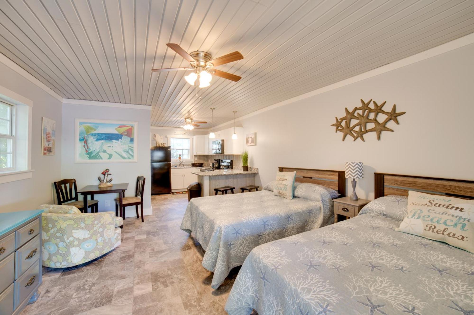 Ocean Isle Beach Studio With Patio - 1 Mi To Pier! Luaran gambar