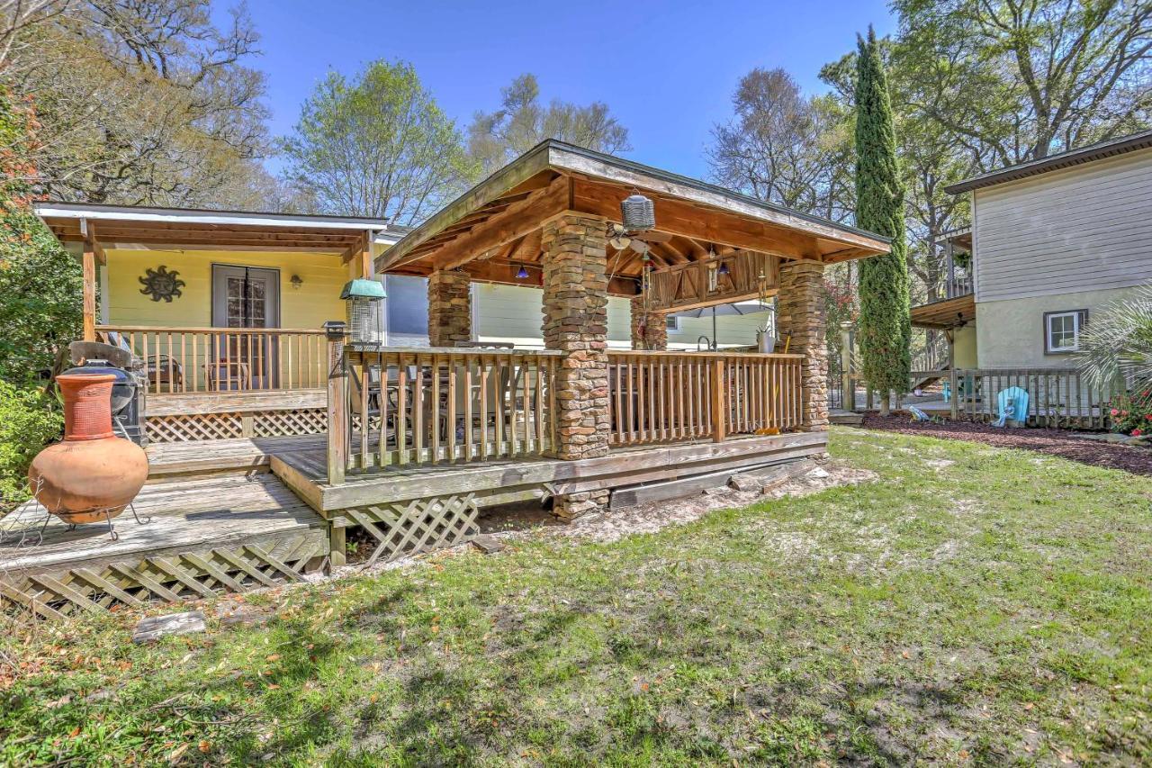 Ocean Isle Beach Studio With Patio - 1 Mi To Pier! Luaran gambar